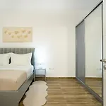 Apartment Bonzo Homes *