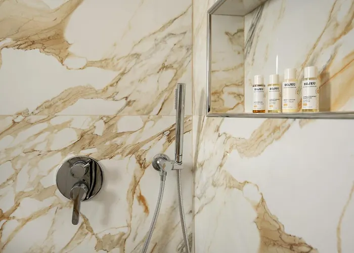 Apartment Bonzo Homes Tirana